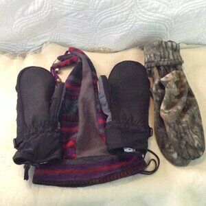 VTG Gloves, Hat and Socks; Snowboarding, Skiing, Vail Ski Bum, Warmth, Stylish